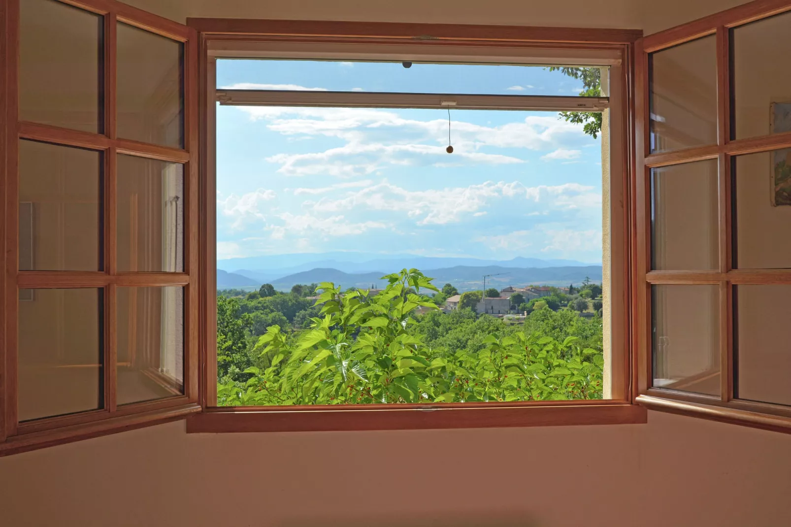 Le Chêne-View summer