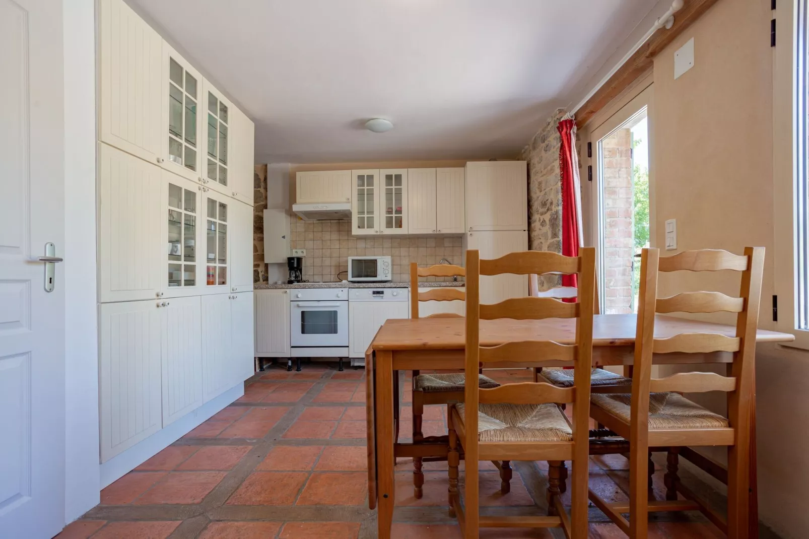 Pretty Holiday Home in Courry with Swimming Pool-Kitchen