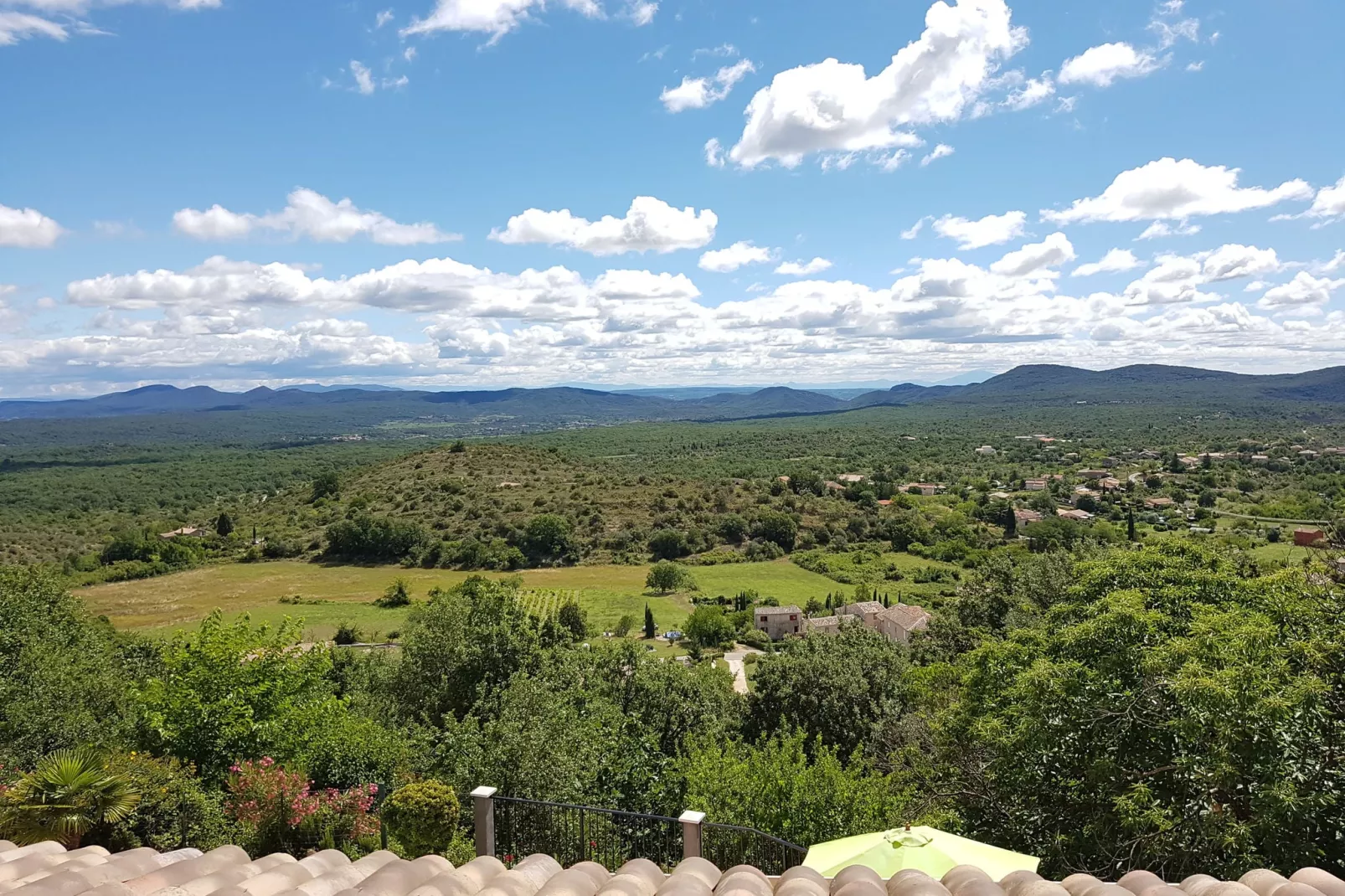 Courry-View summer