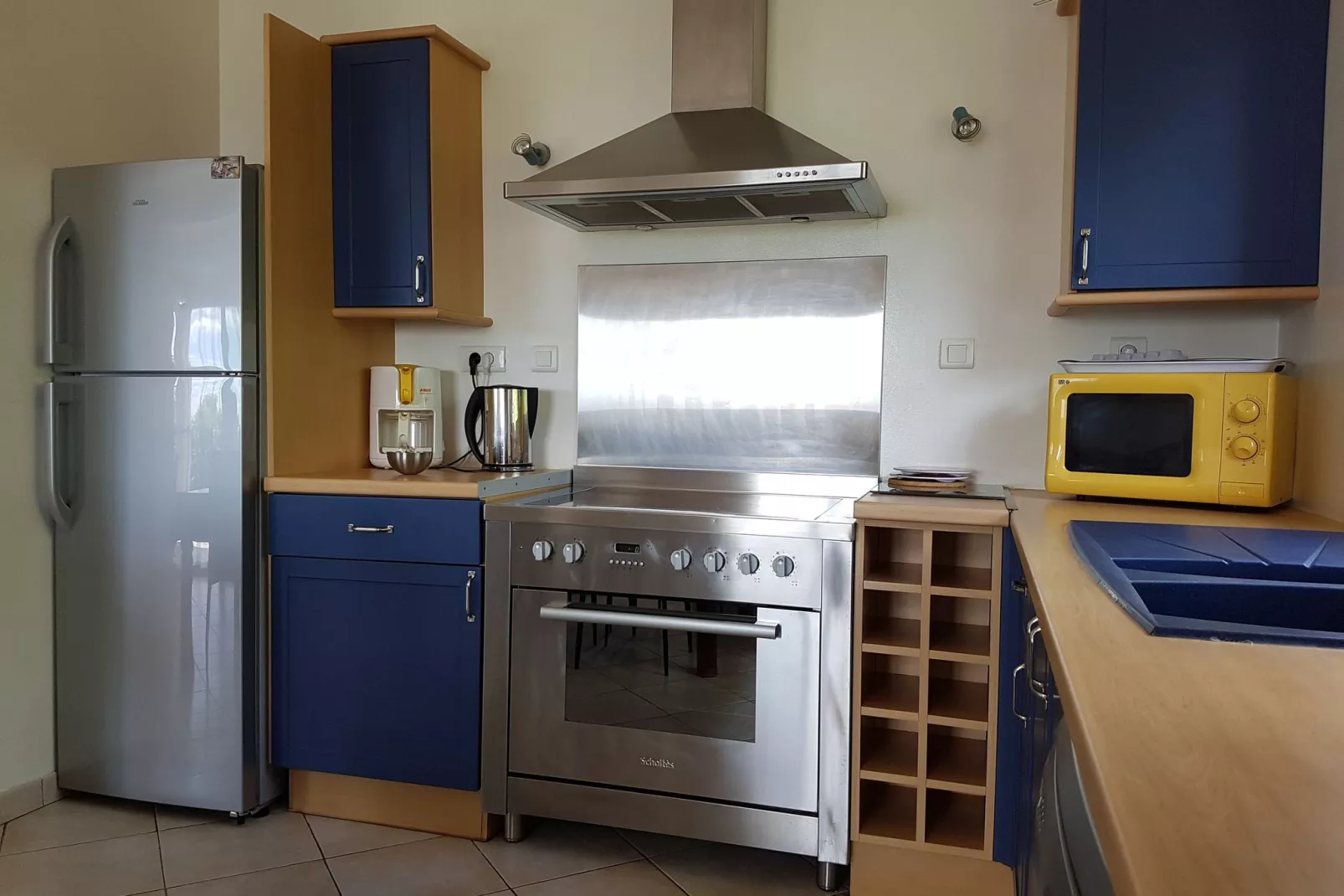 Courry-Kitchen