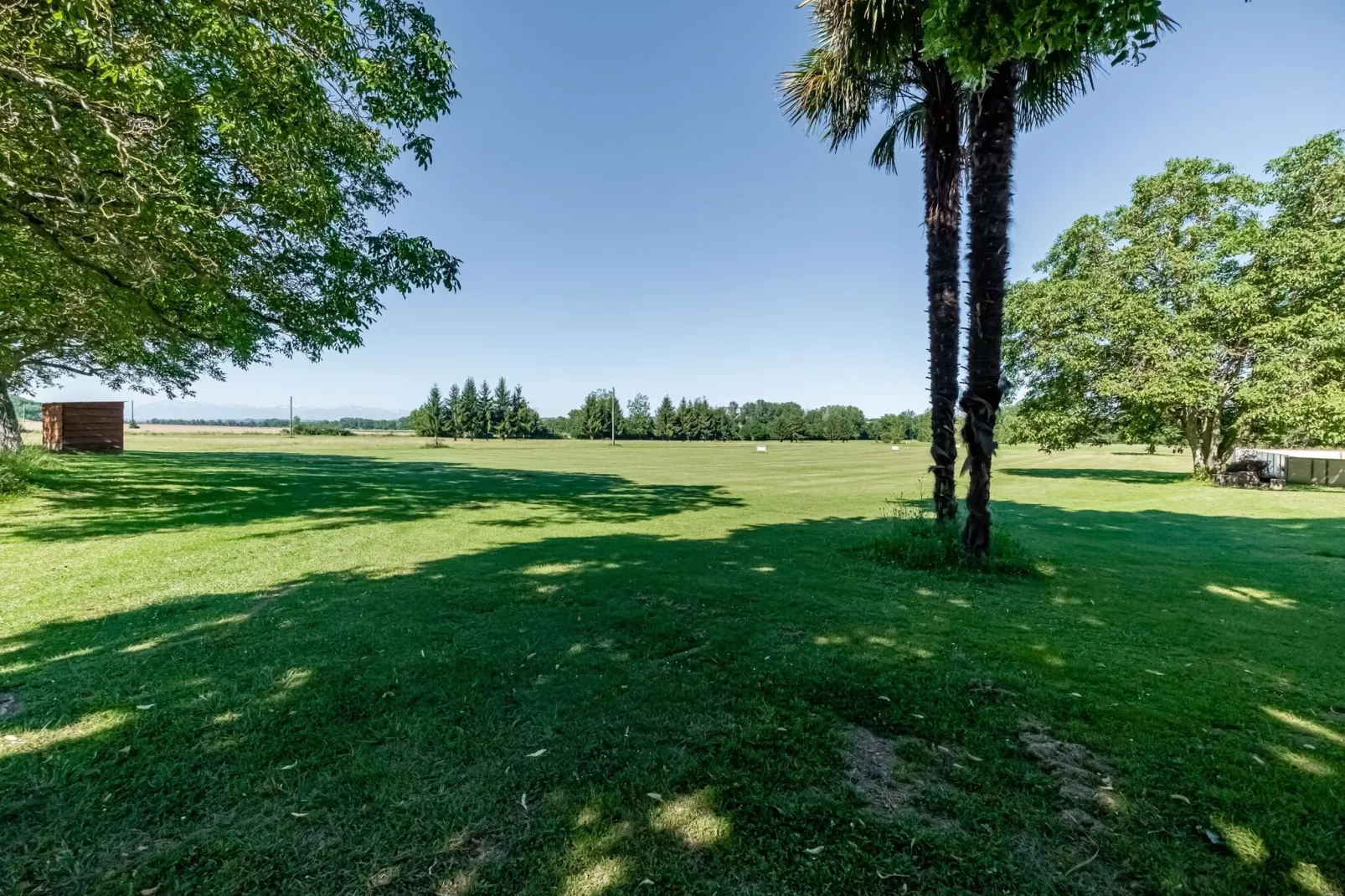 Villa Porthos-Areas summer 5km