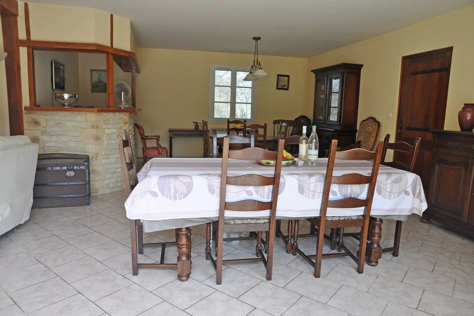 Familly Villa Gers-Salle à manger