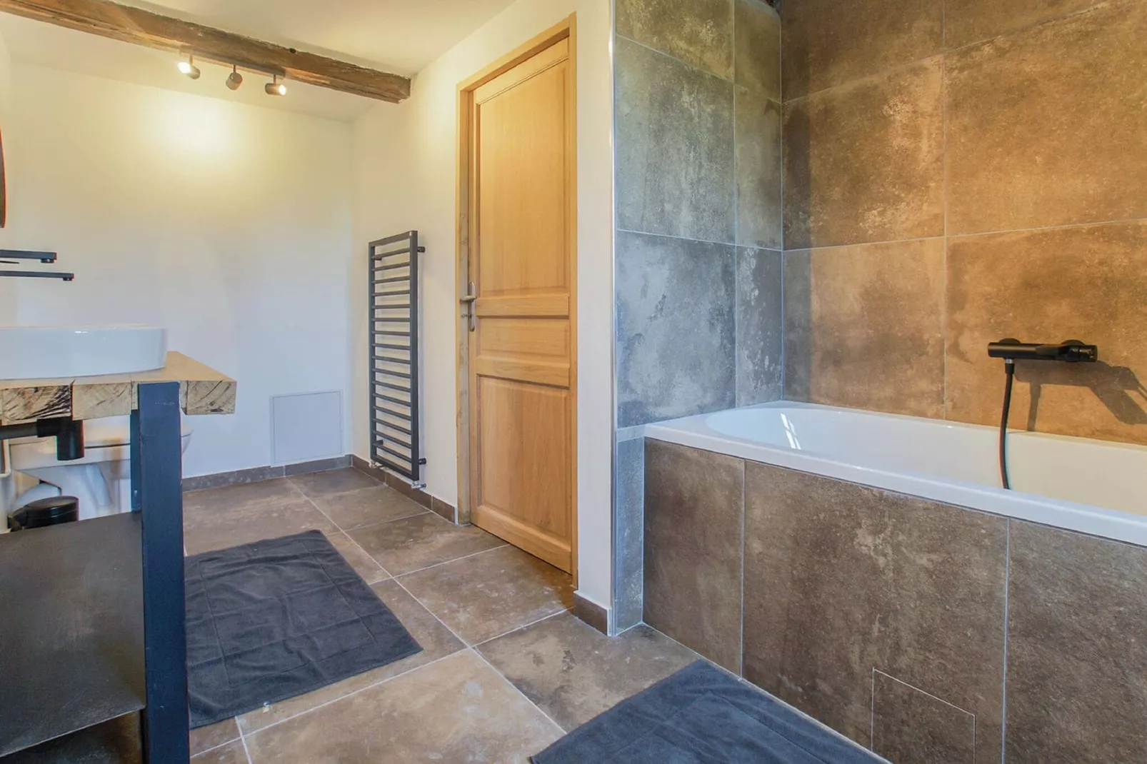 Bergerie Guillamat-Bathroom