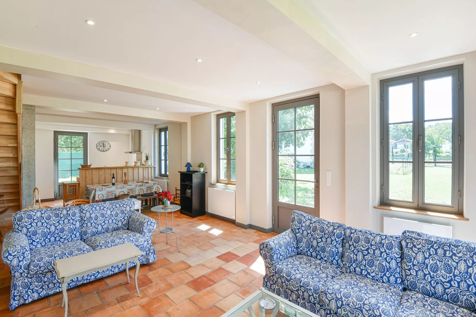 Le petit Chalet-Living room