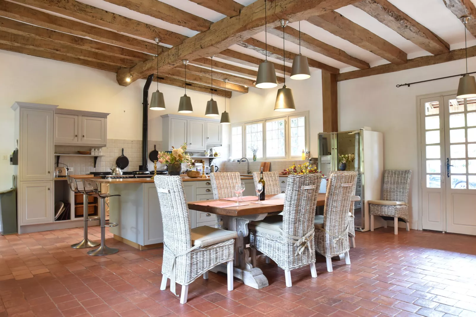 Belle Villa 16 pers Piscine-Dining room