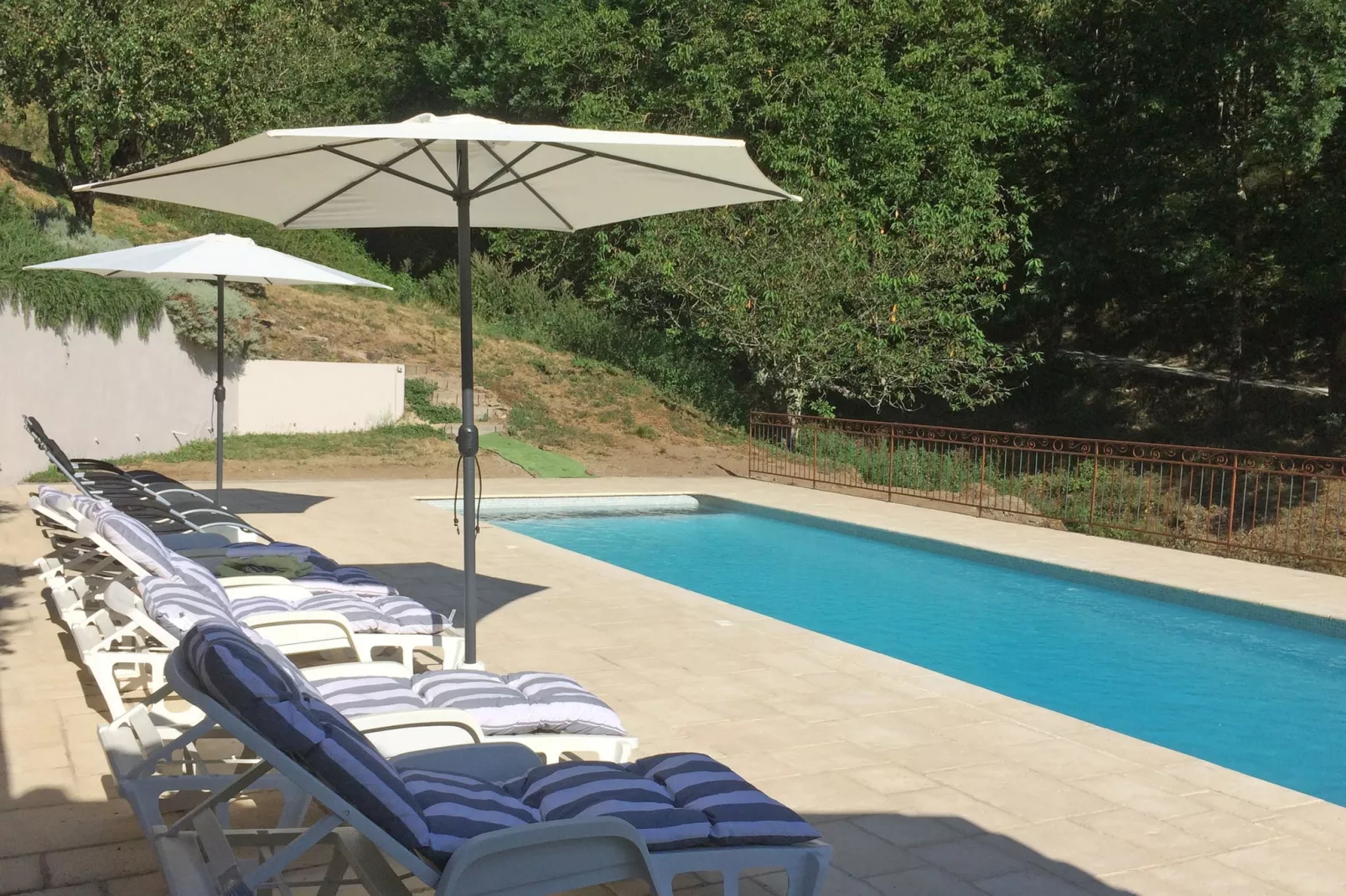 Domaine Courniou-Piscine