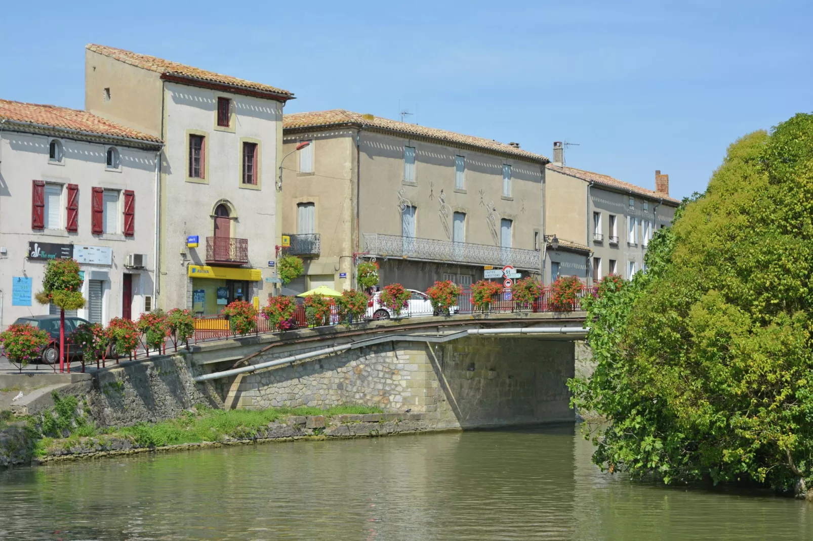 Domaine Courniou-Zones d'été à 20 km