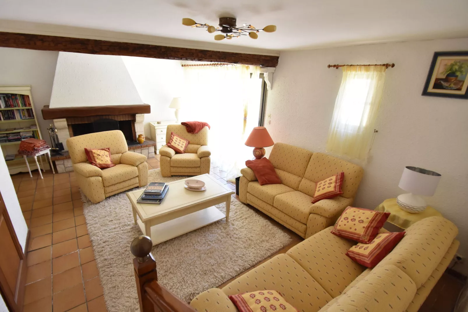 La rosalie-Living room