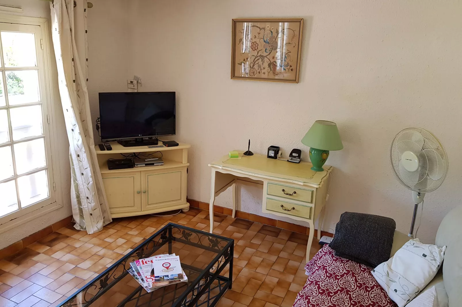 La rosalie-Living room