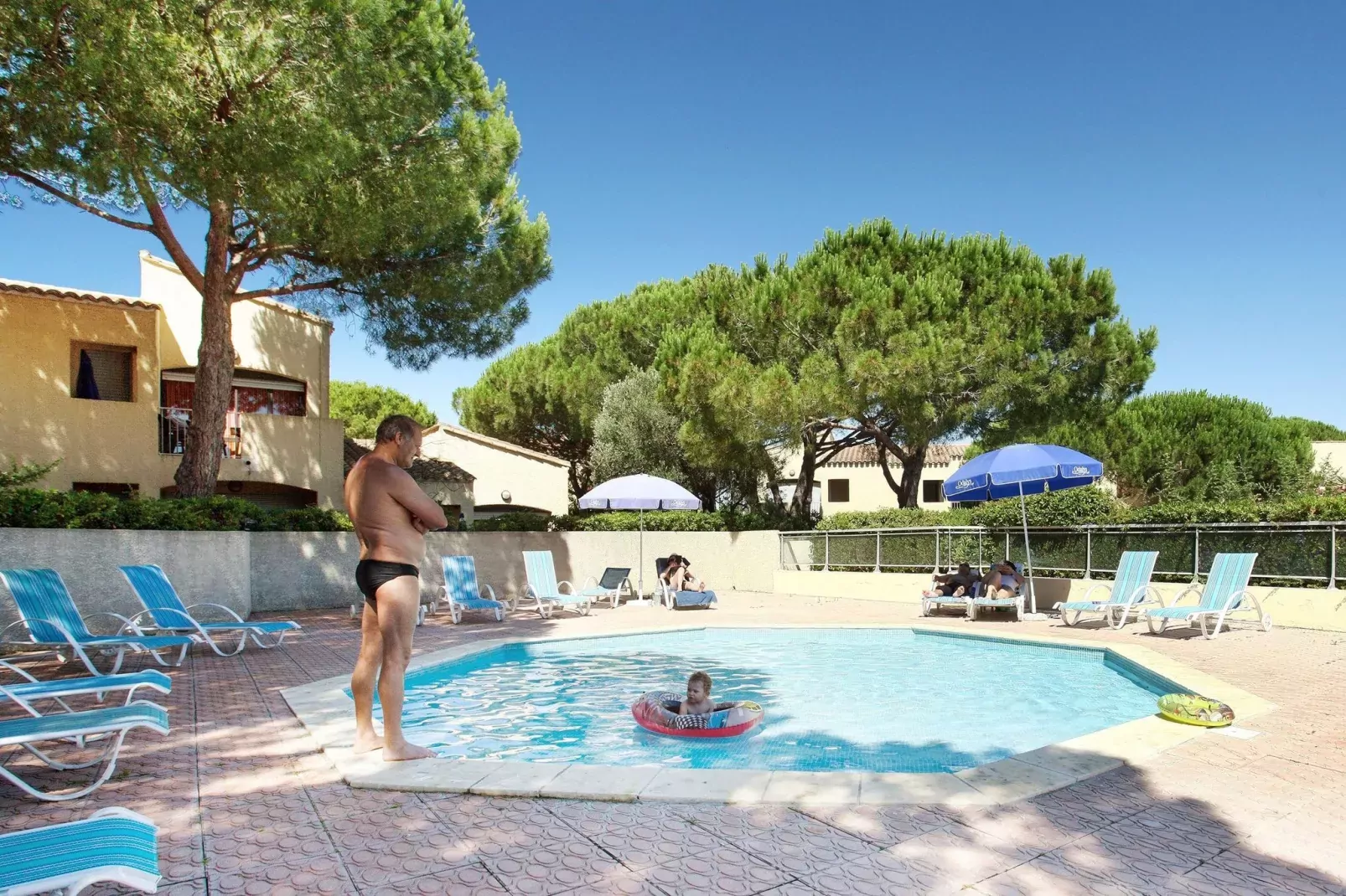 Club Saint Loup 2-Pool