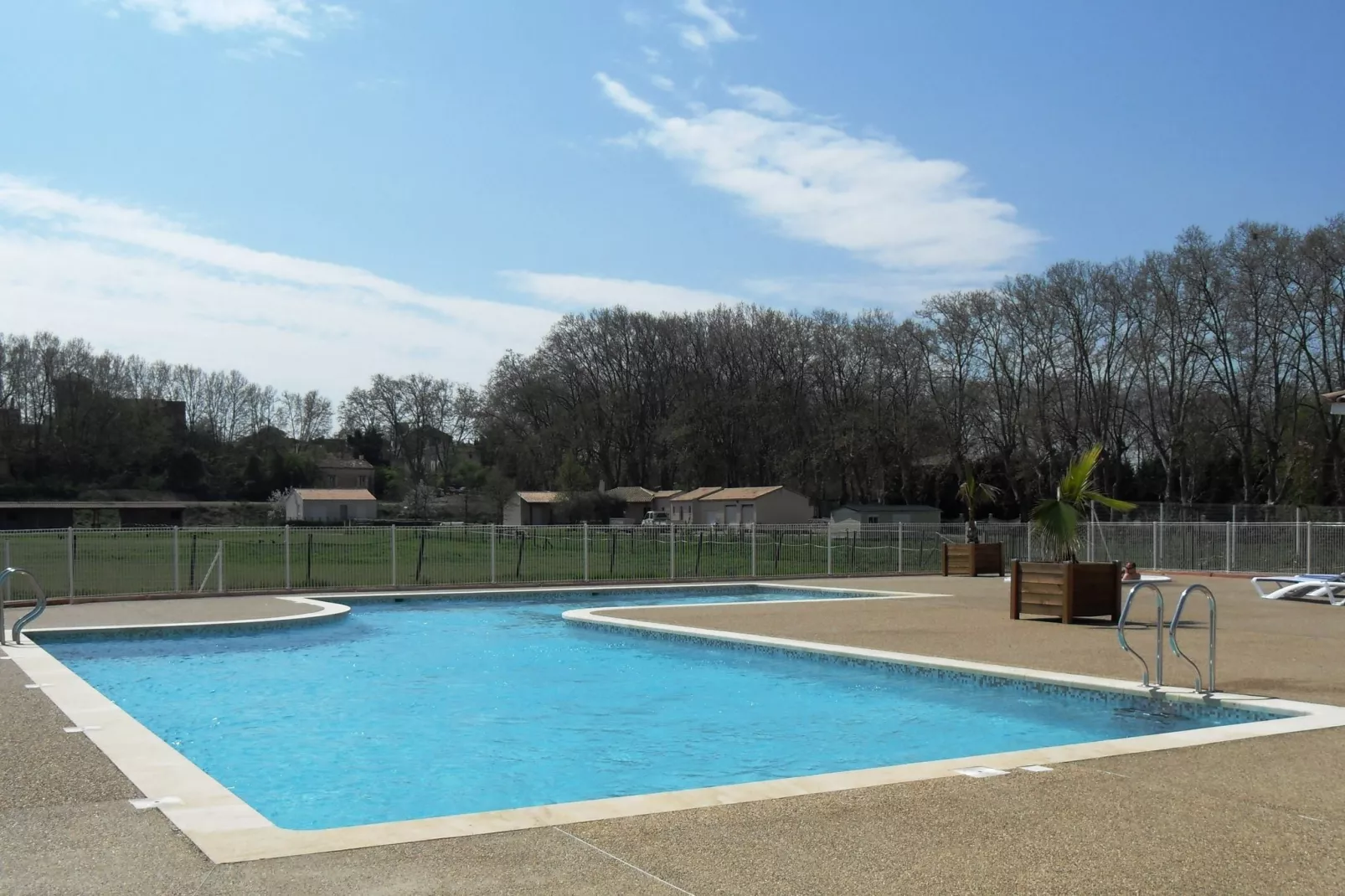 Le Domaine d'Enserune 1-Pool