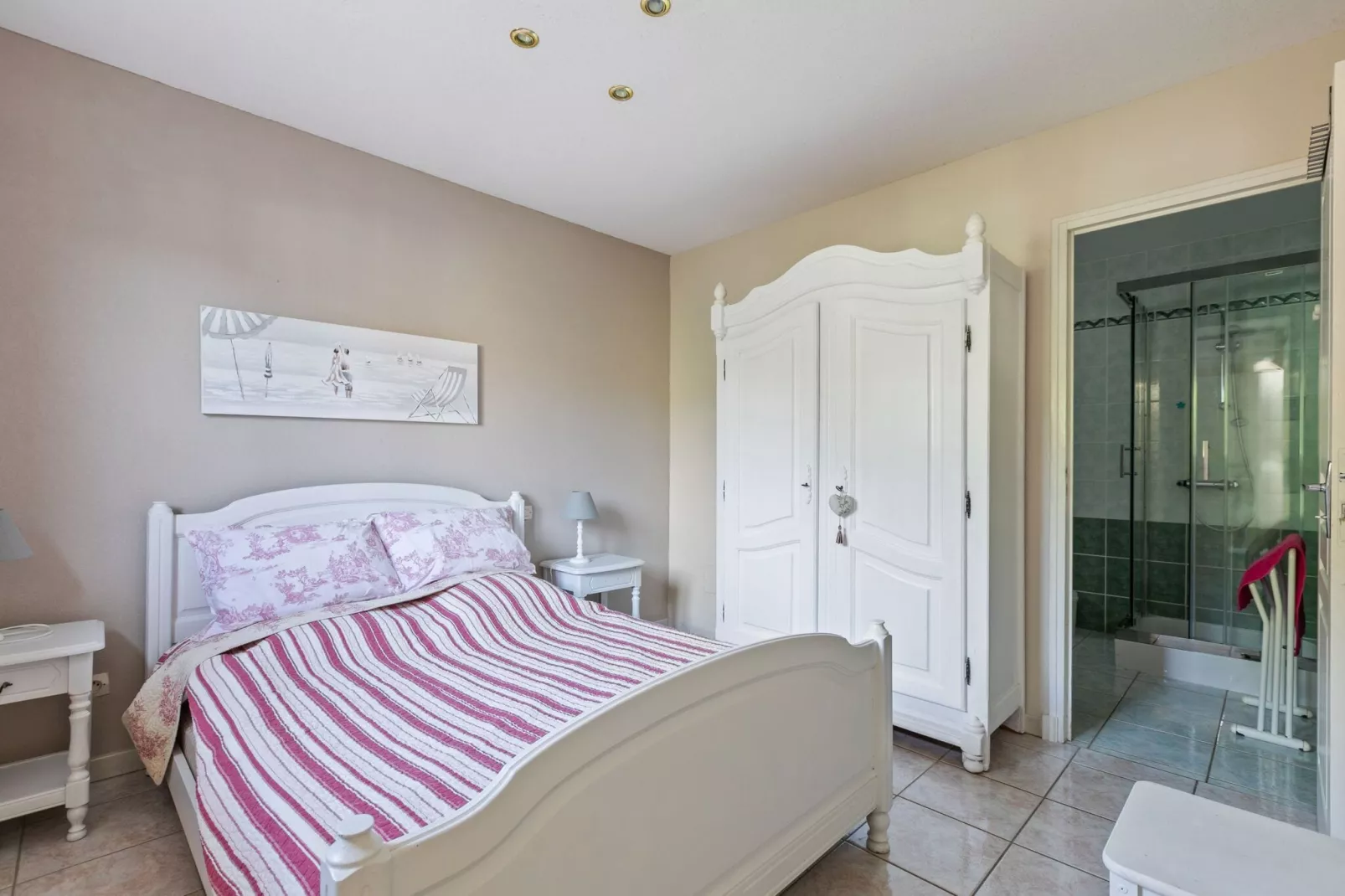 House in the south of France with private pool-Bedroom