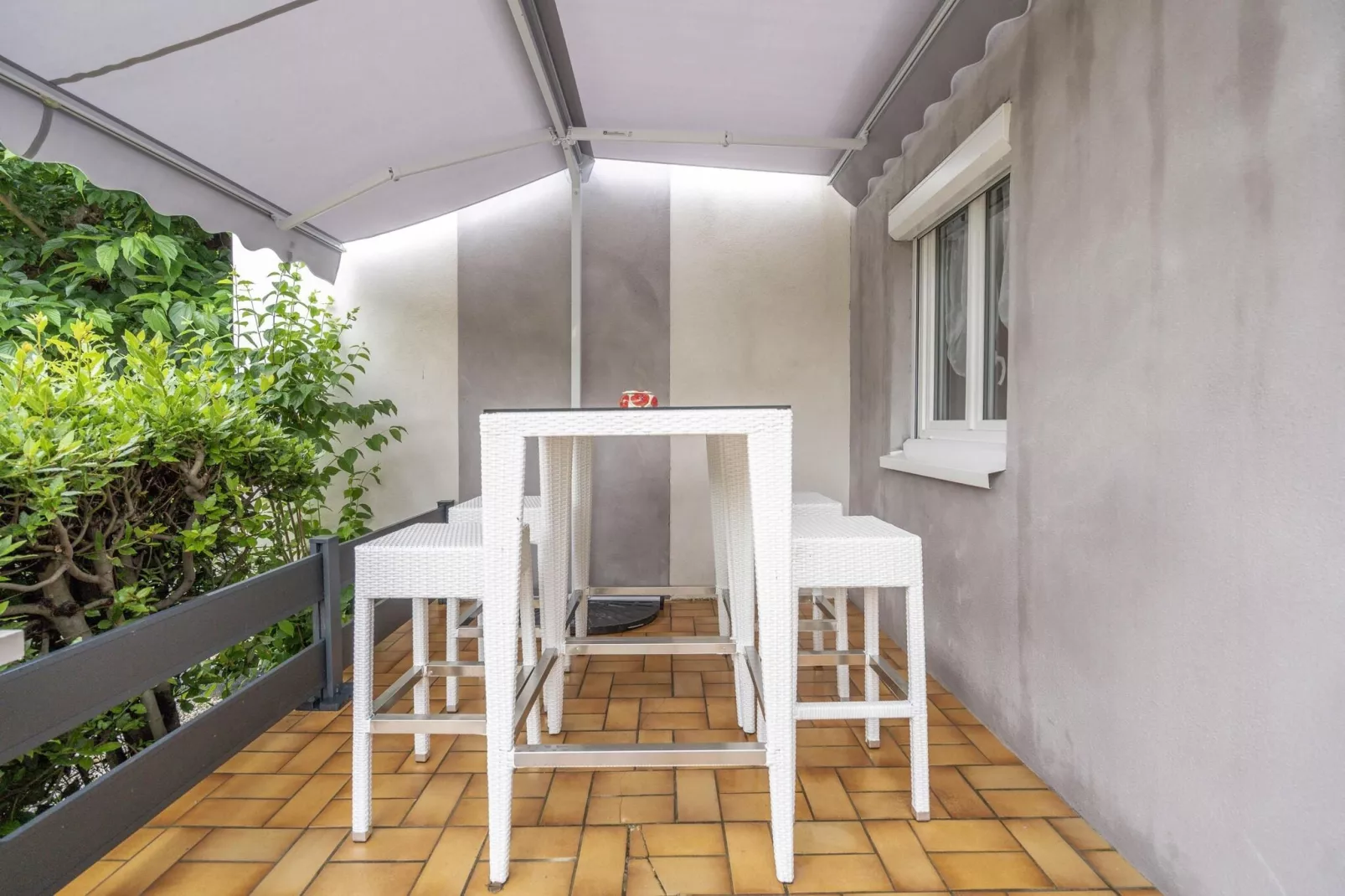 Villa Denise-Terrace balcony