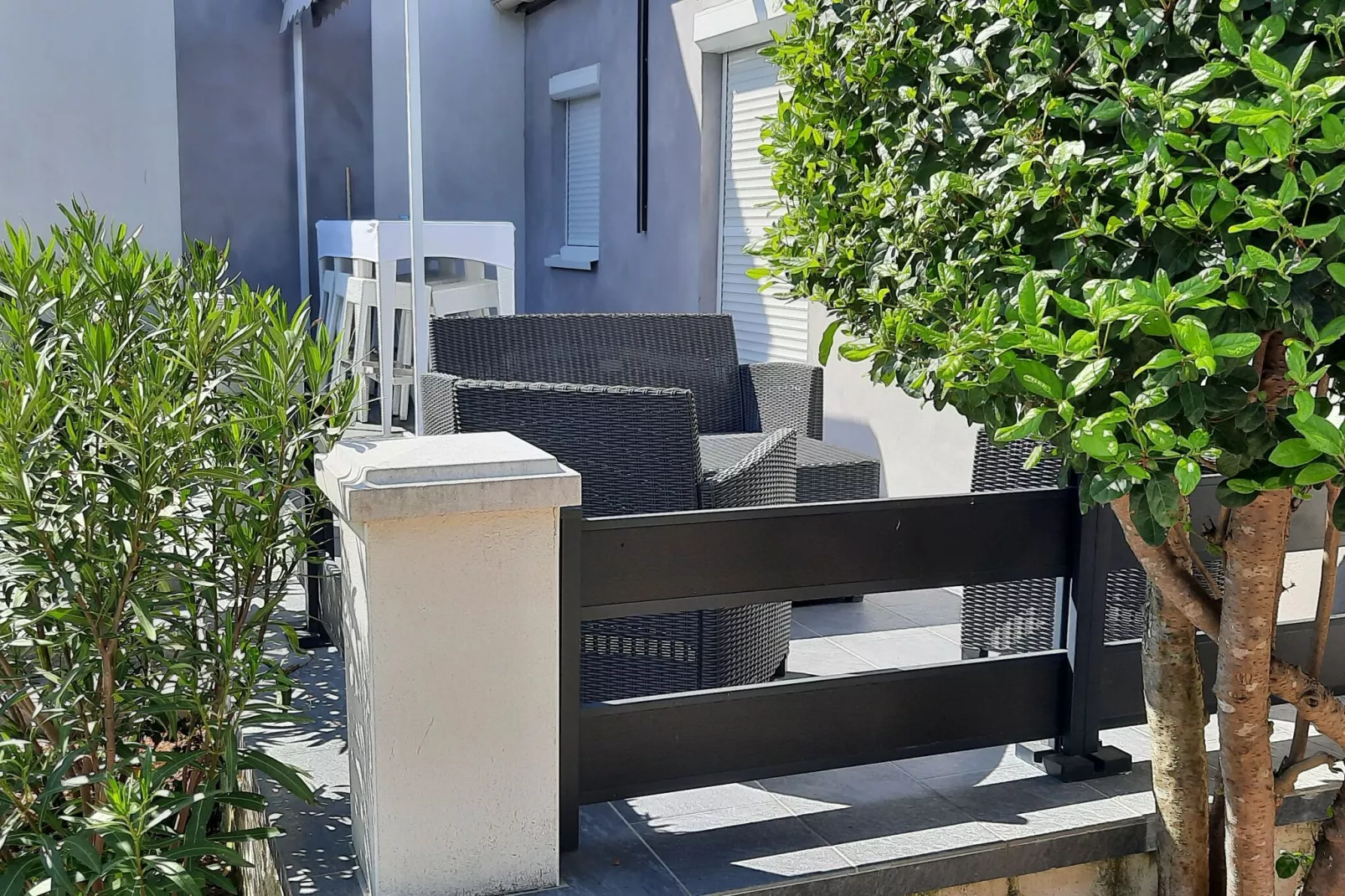 Villa Denise-Terrace balcony