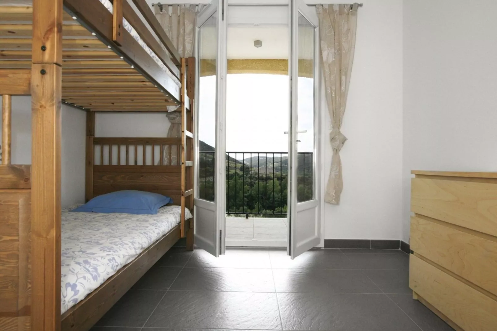 Filome-Bedroom