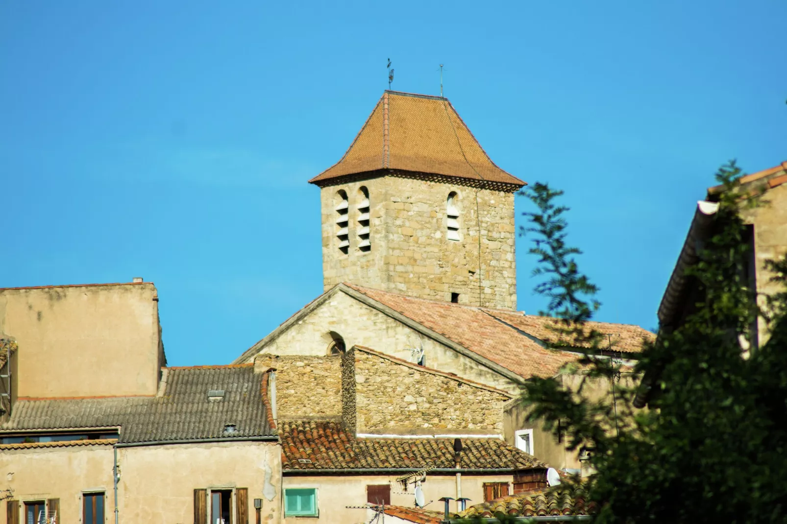 Au coeur du Languedoc-Areas summer 1km
