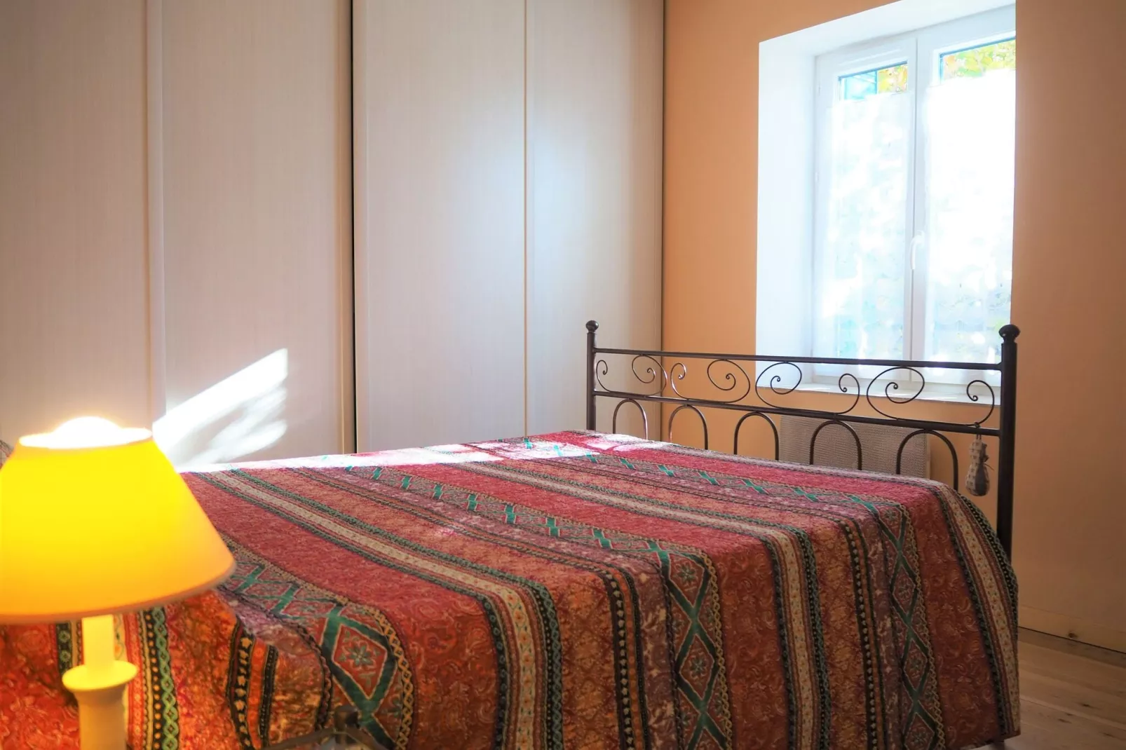 Ferienhaus in Villemagne-l'Argentière-Bedroom