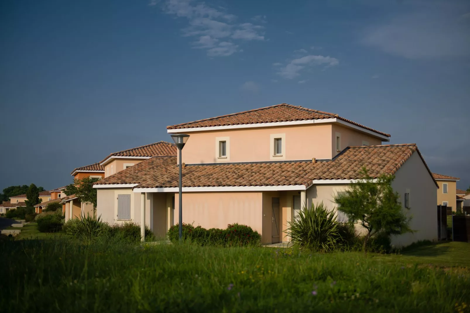 Le Domaine du Golf 10-Exterior summer