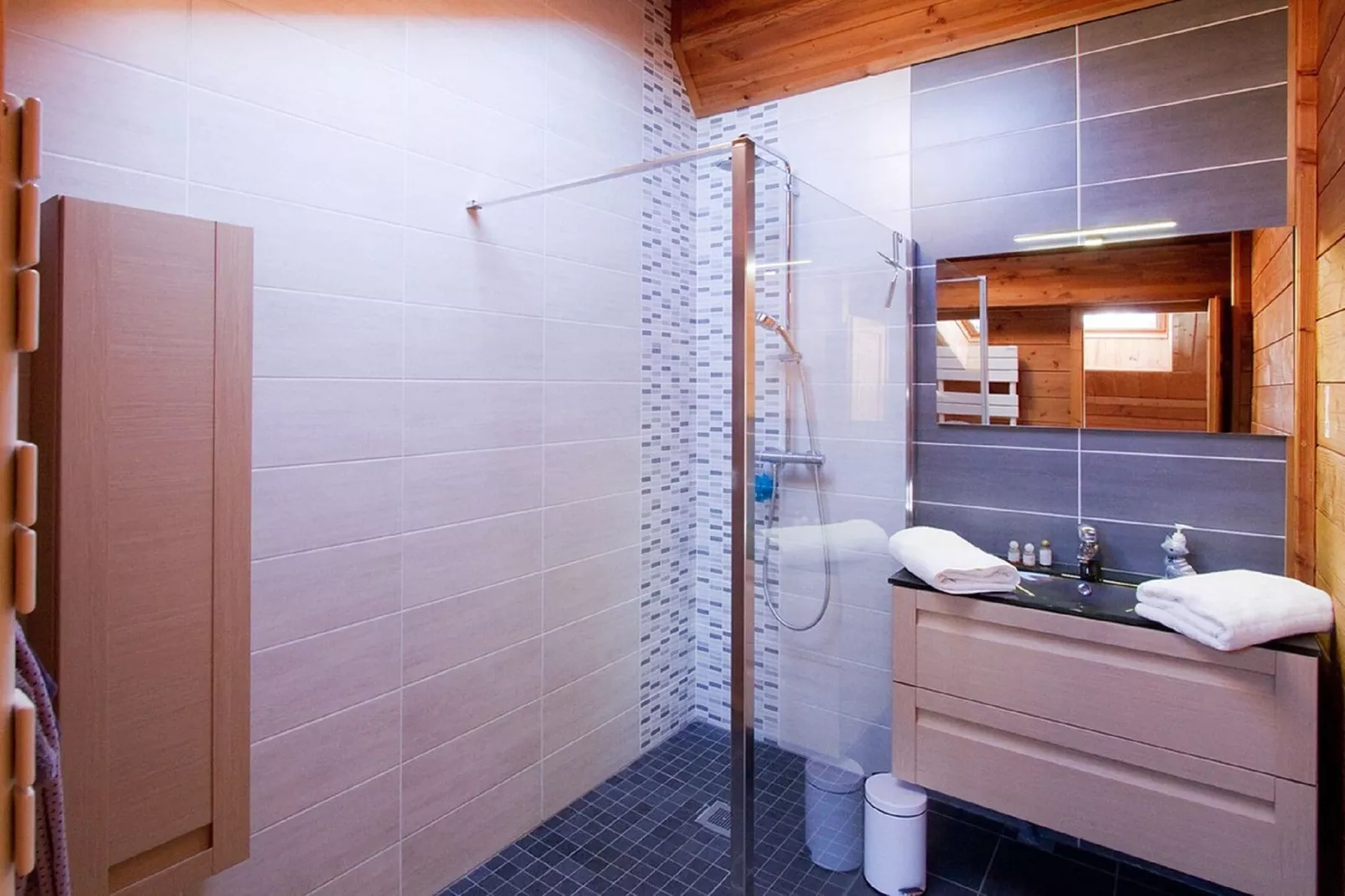Chalet Le Panorama-Bathroom