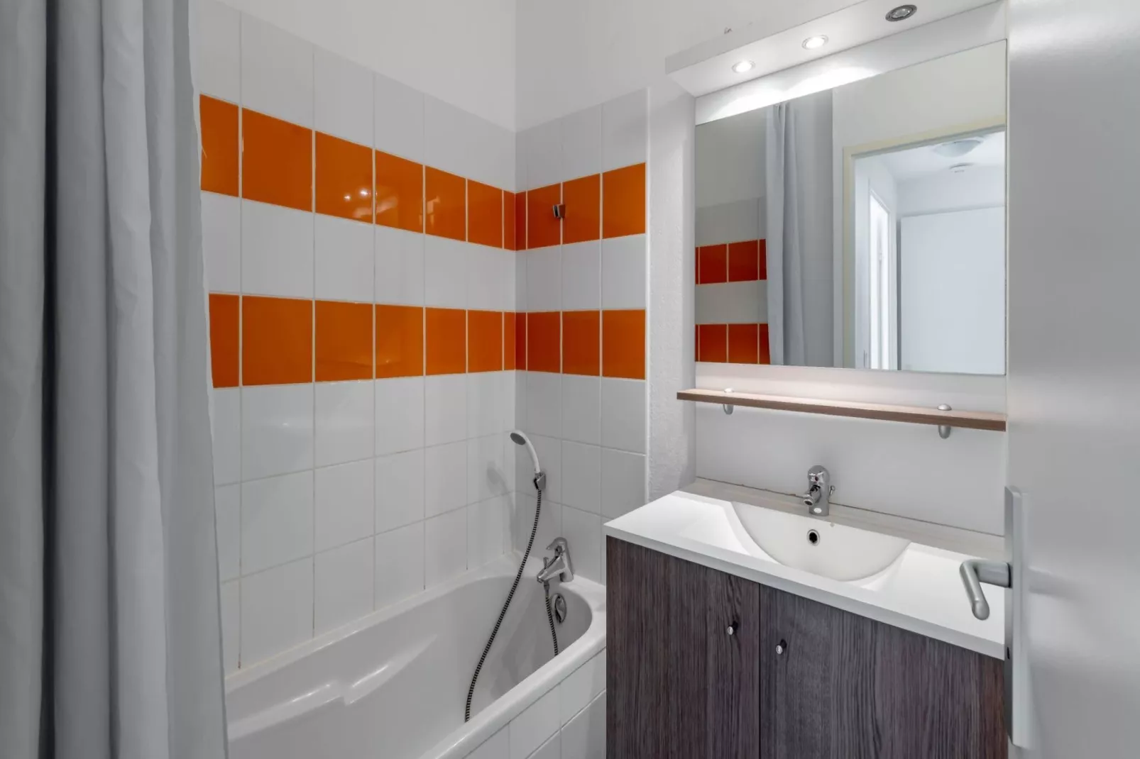 Le Domaine des Grands Lacs 2-Bathroom