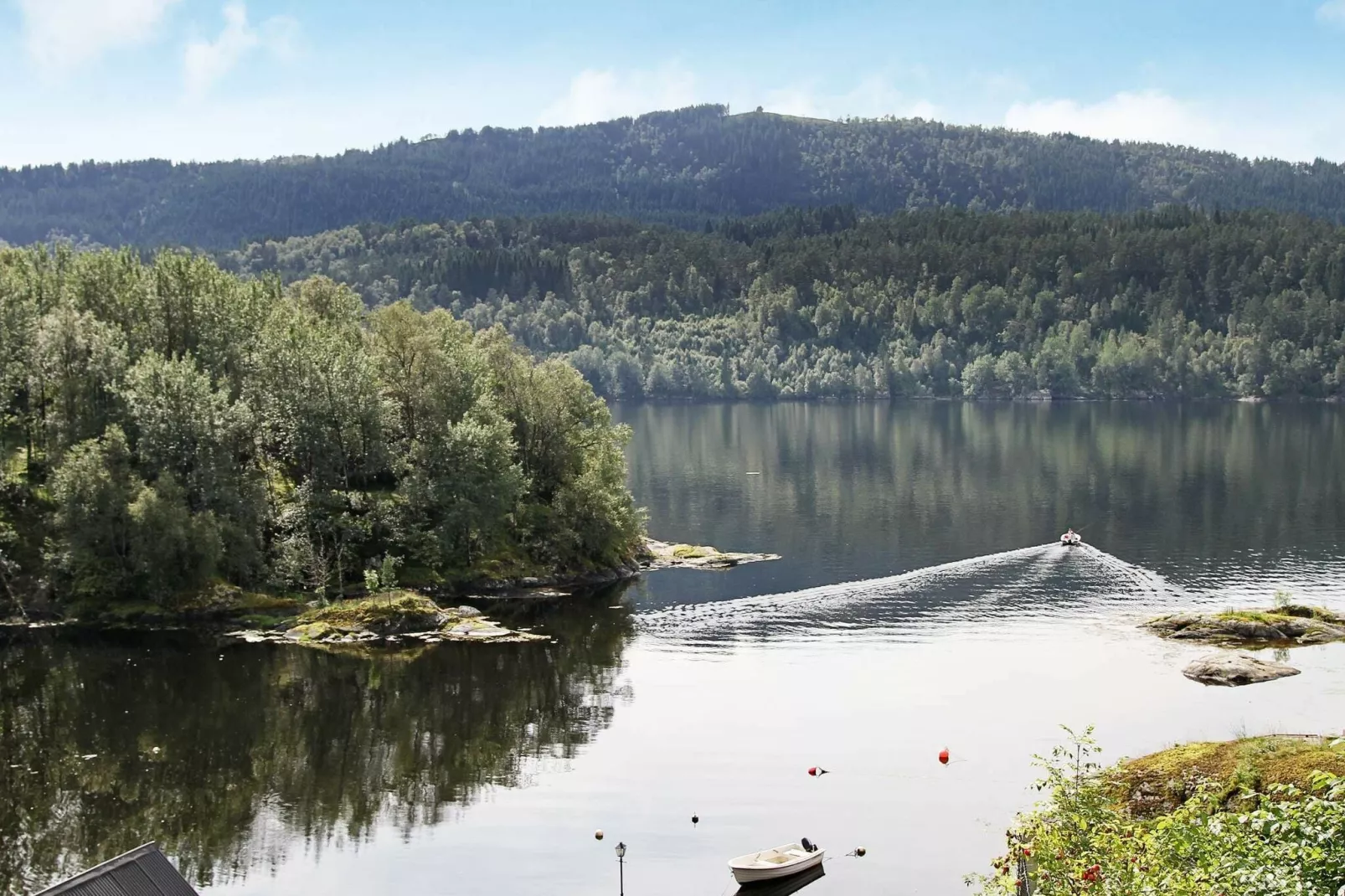 5 person holiday home in LONEVÅG-Water view
