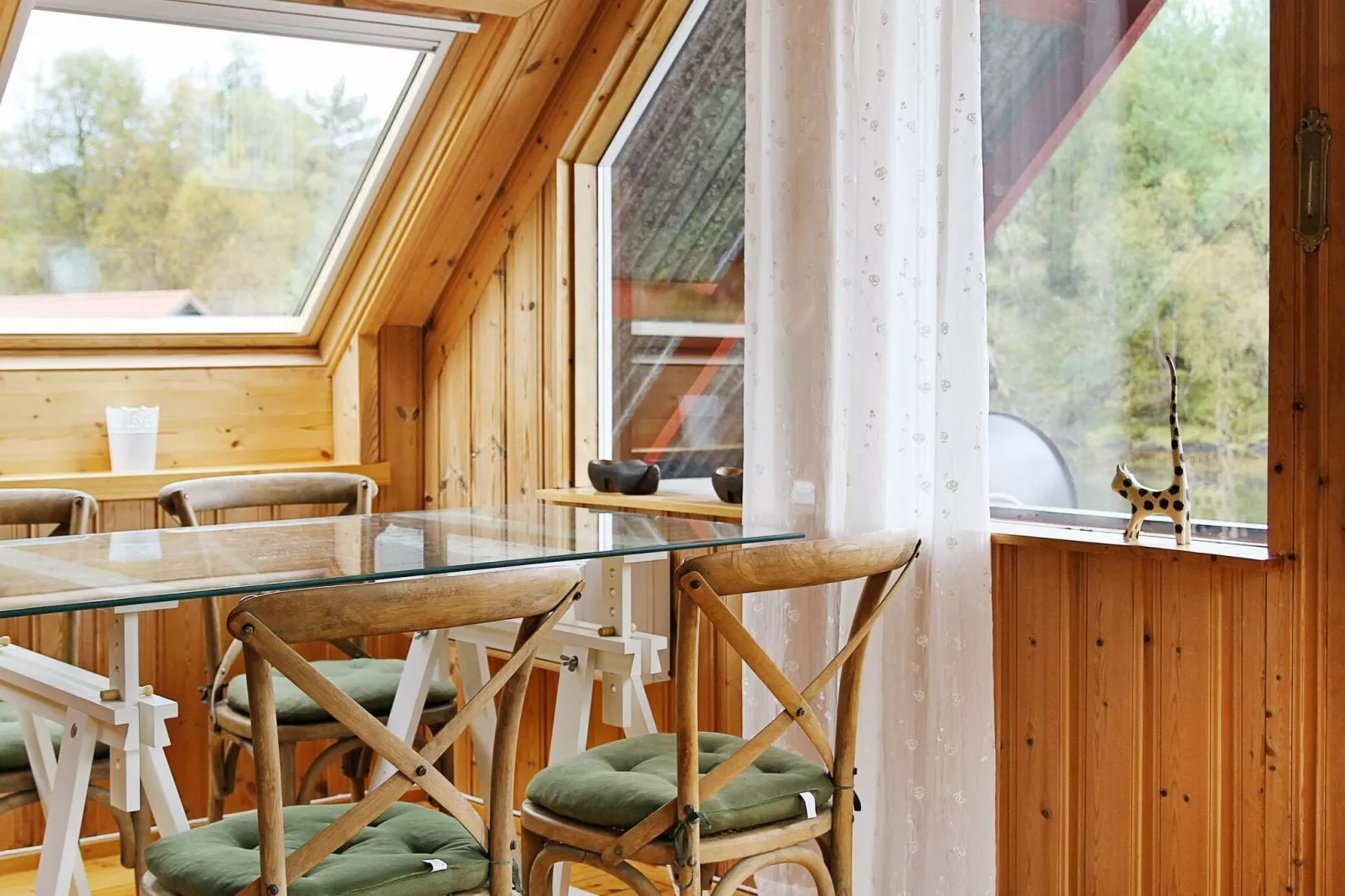 5 person holiday home in LONEVÅG-Indoor