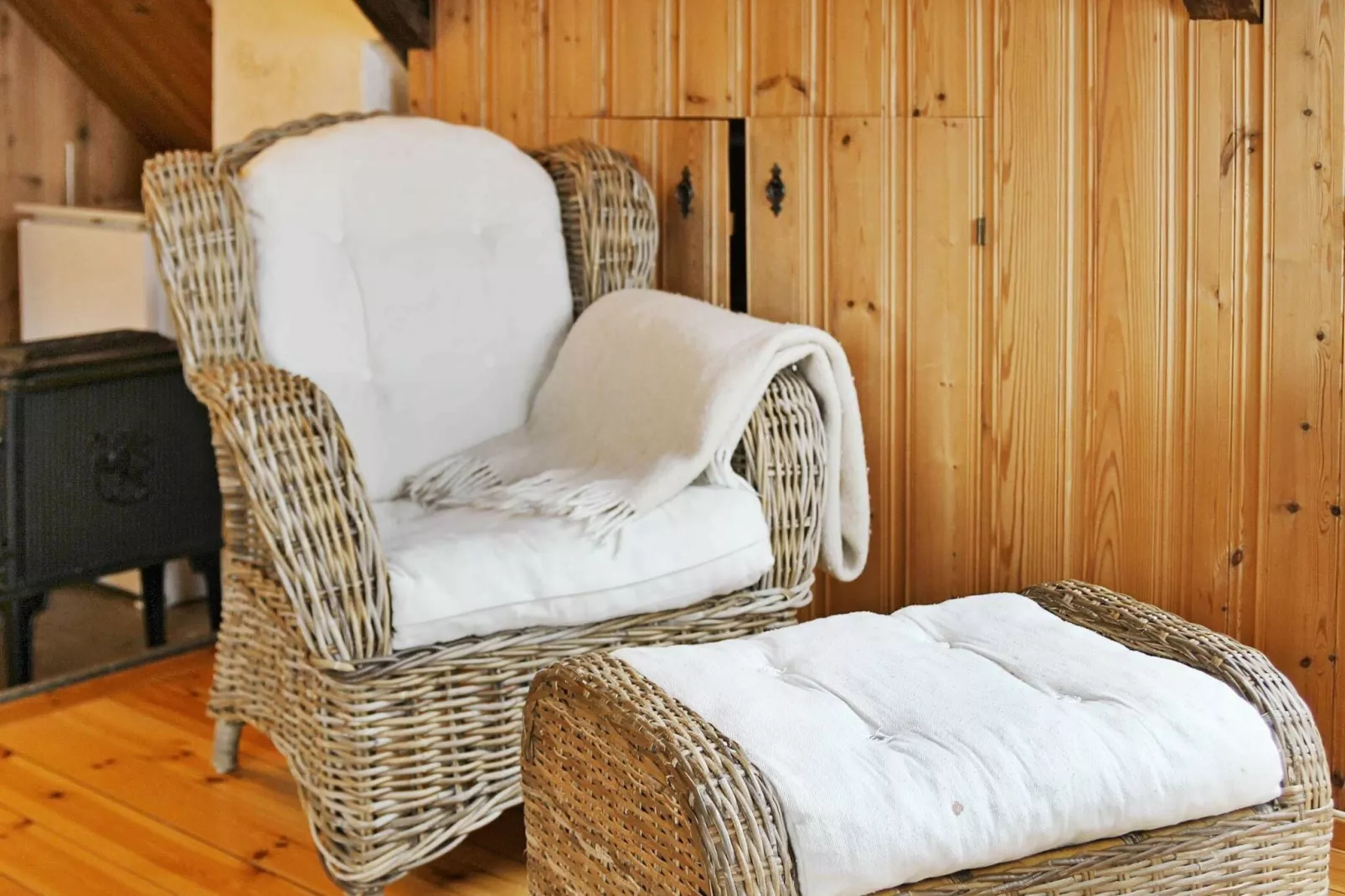 5 person holiday home in LONEVÅG-Indoor