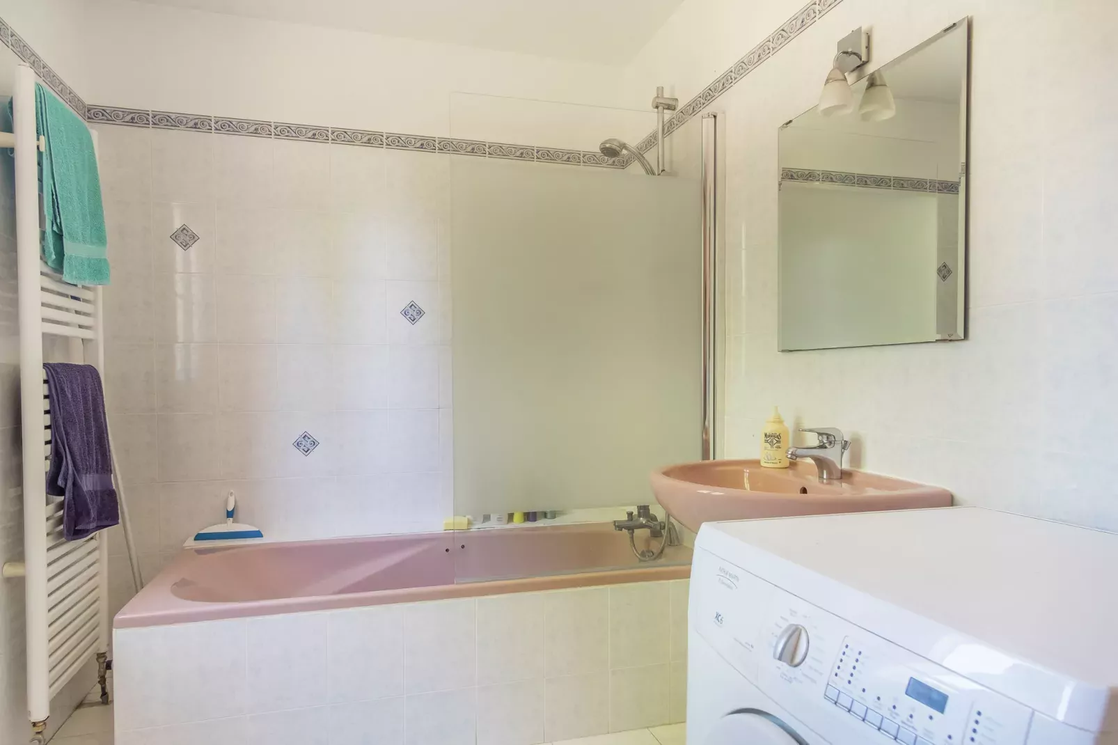 La Bergerie les Drageonnières-Salle de bain