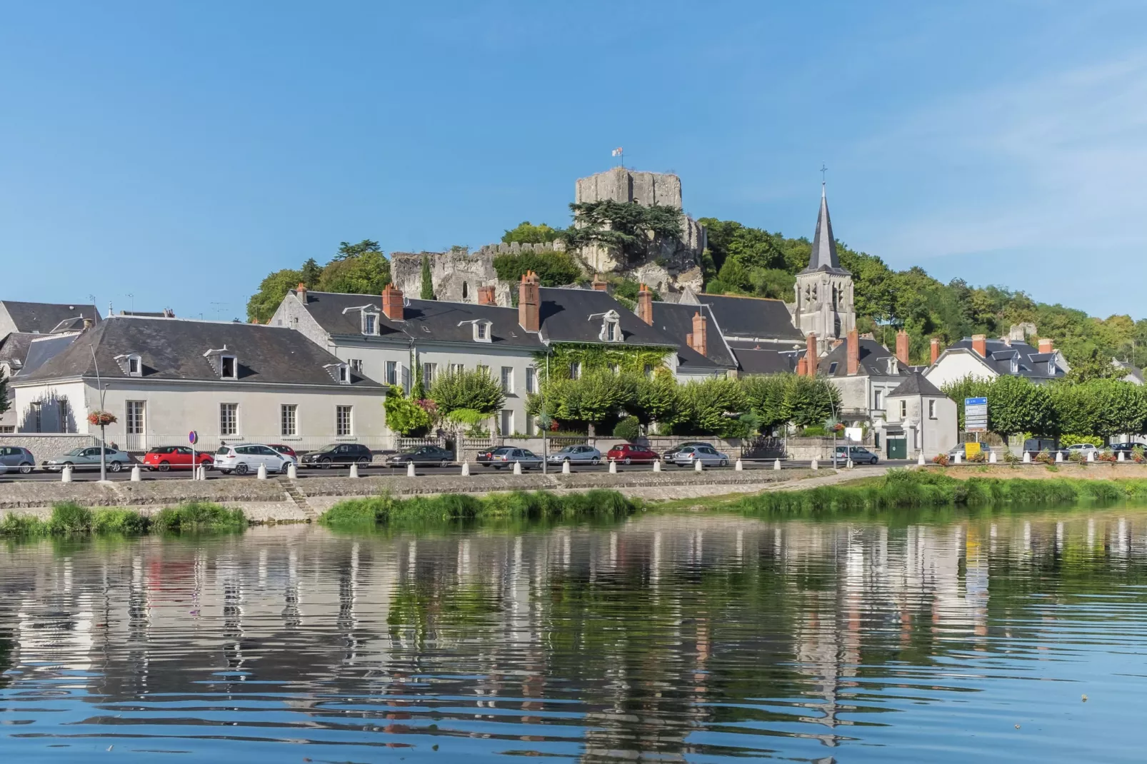 La Bergerie les Drageonnières-Zones d'été à 5 km