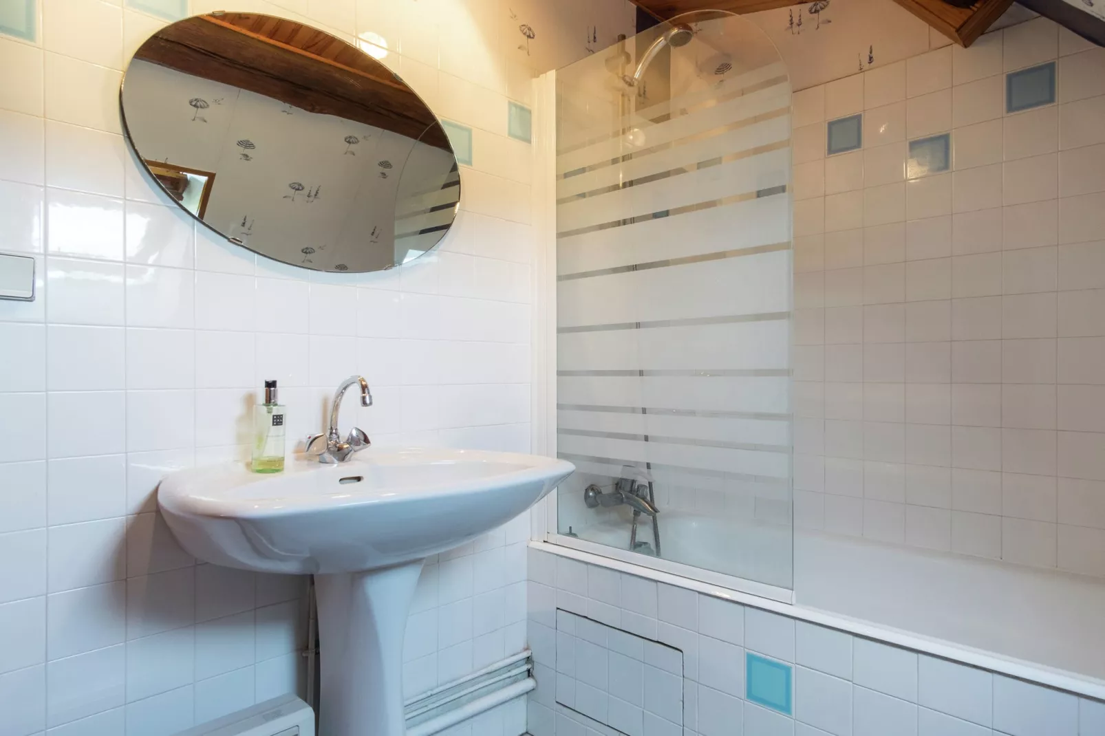 La Ferme les Drageonnières-Bathroom