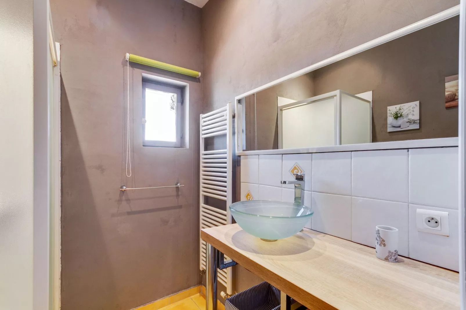 MAISON BUFFET - Badezimmer