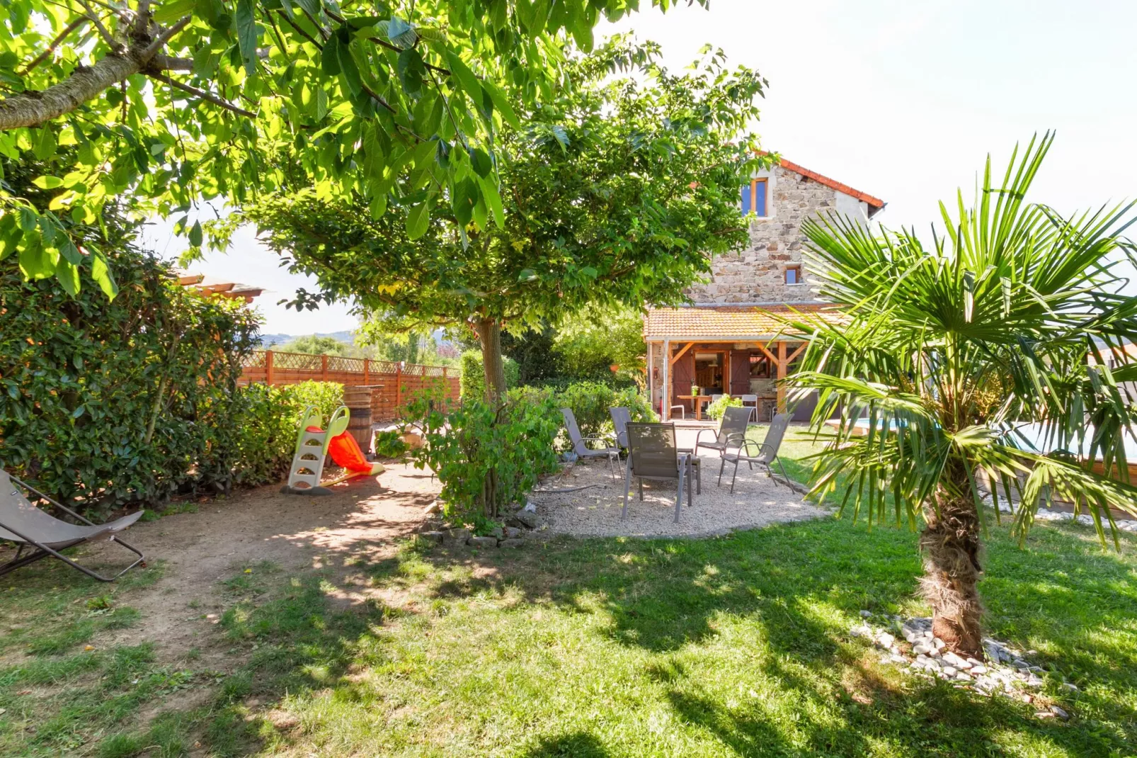 MAISON BUFFET - Garten Sommer