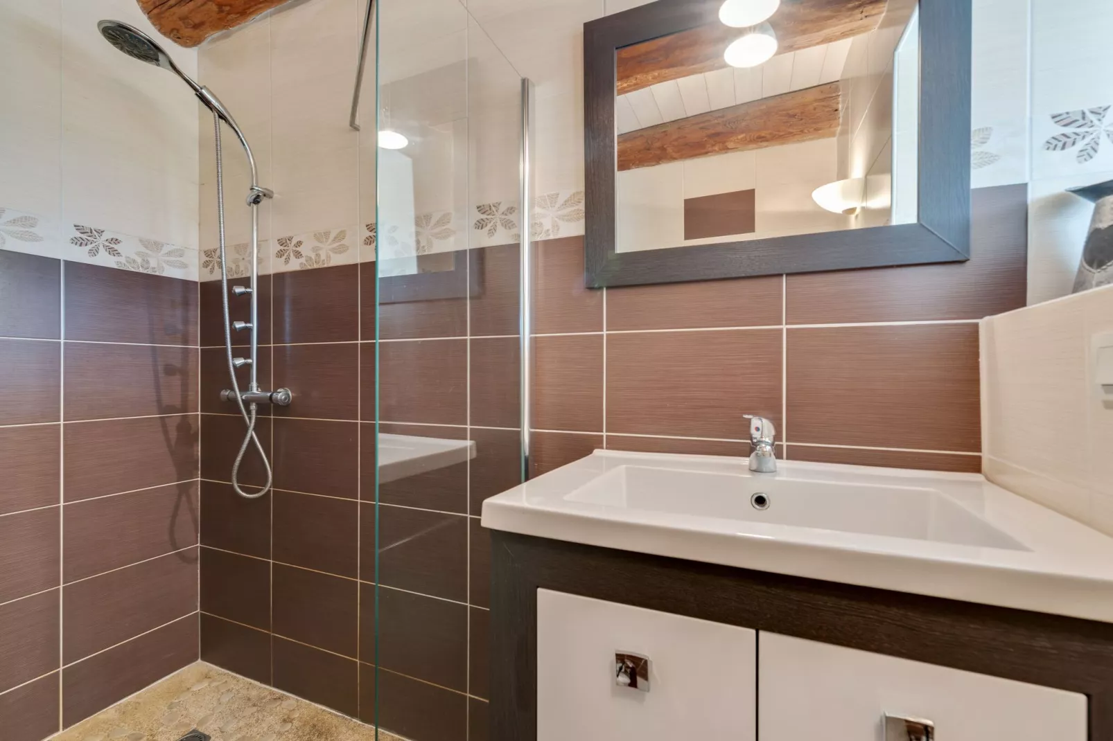 Maison à la campagne-Bathroom