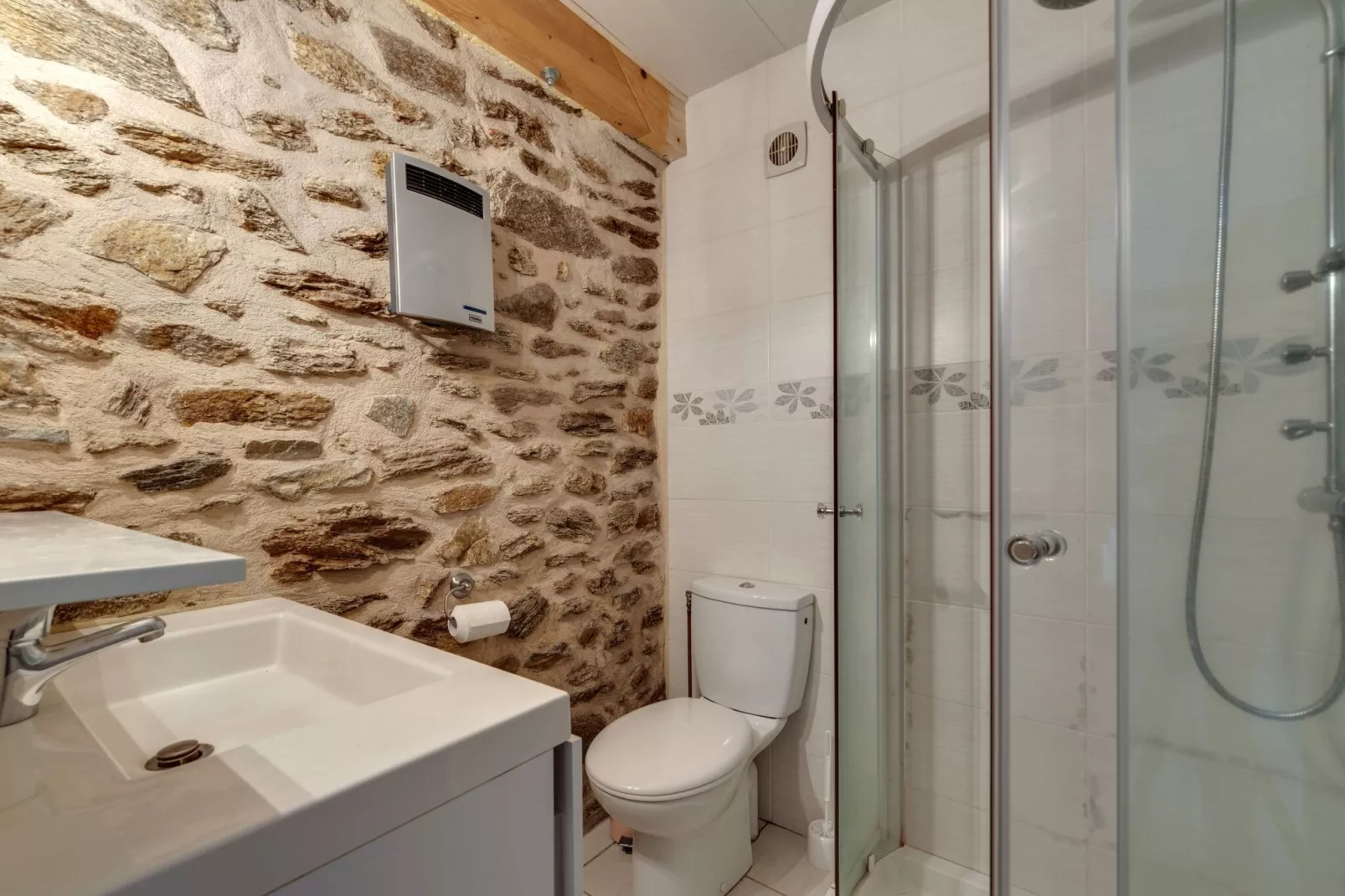 Maison à la campagne-Bathroom