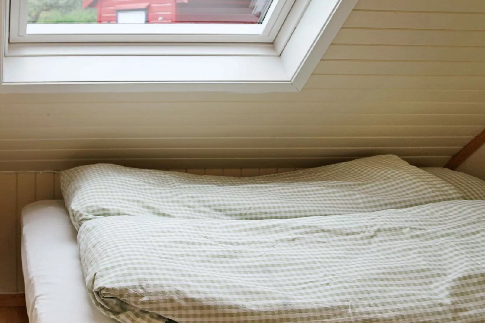 5 person holiday home in LONEVÅG-Indoor