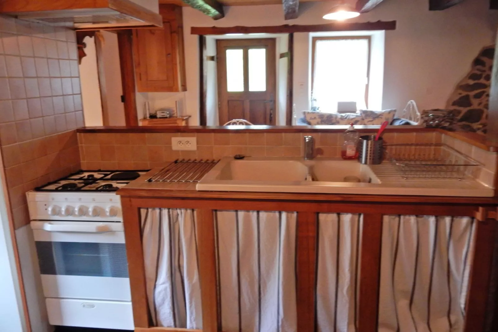 Gite du Pradal-Kitchen