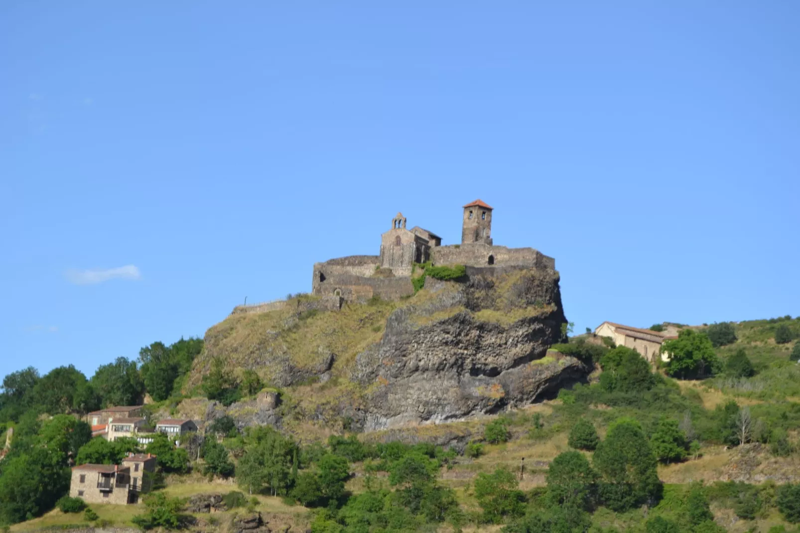 Gite du Pradal-Areas summer 5km