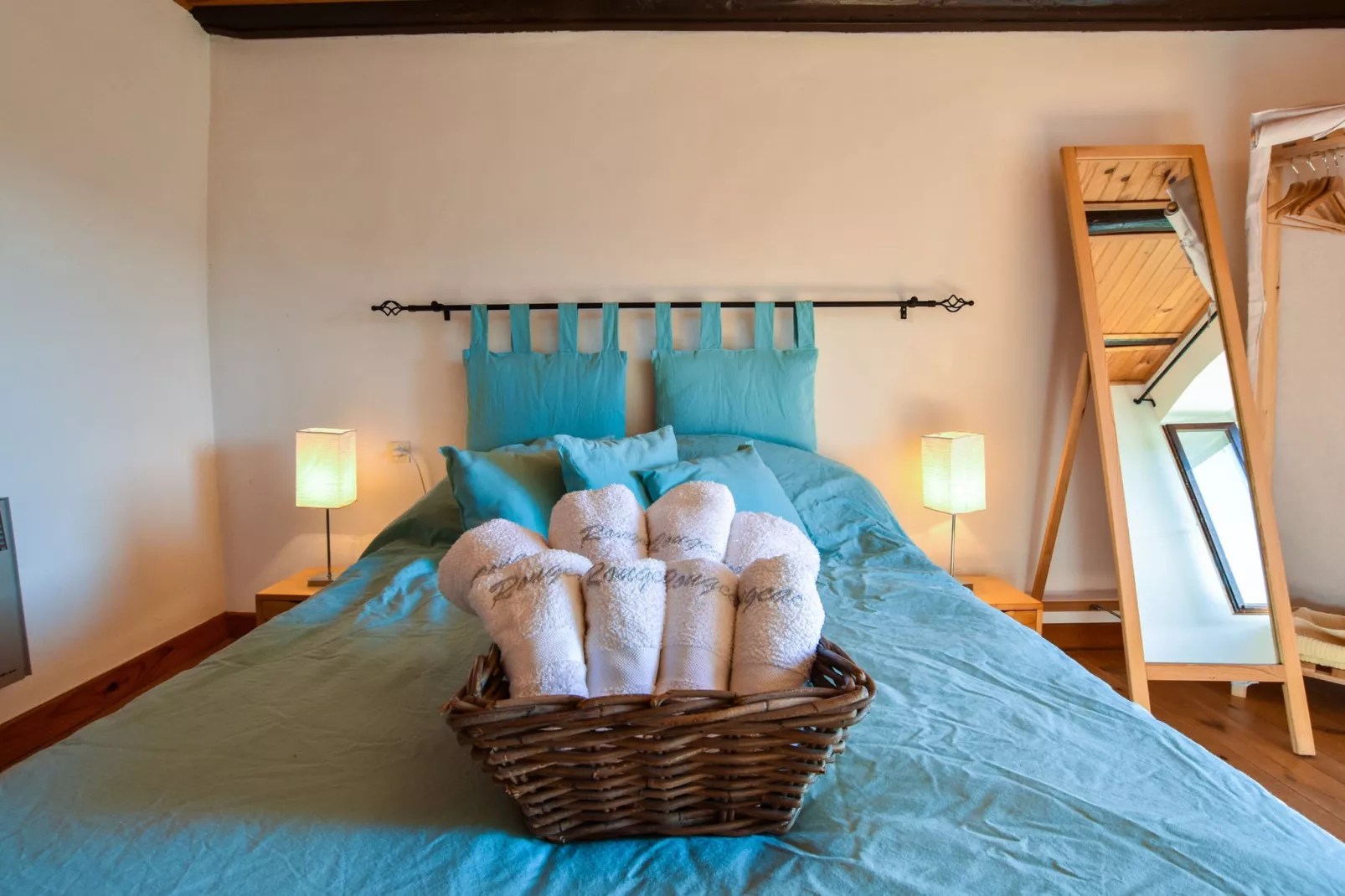 Rougeac-Bedroom