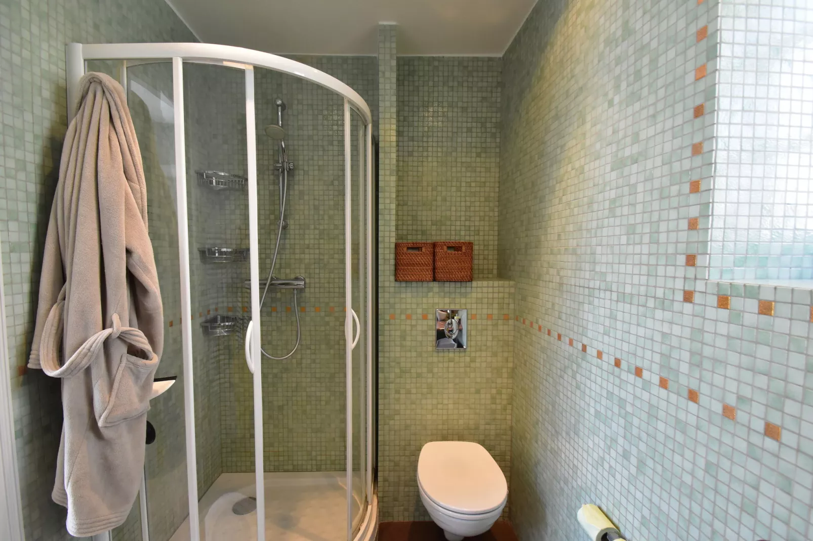 Les Remparts Fleuris-Bathroom
