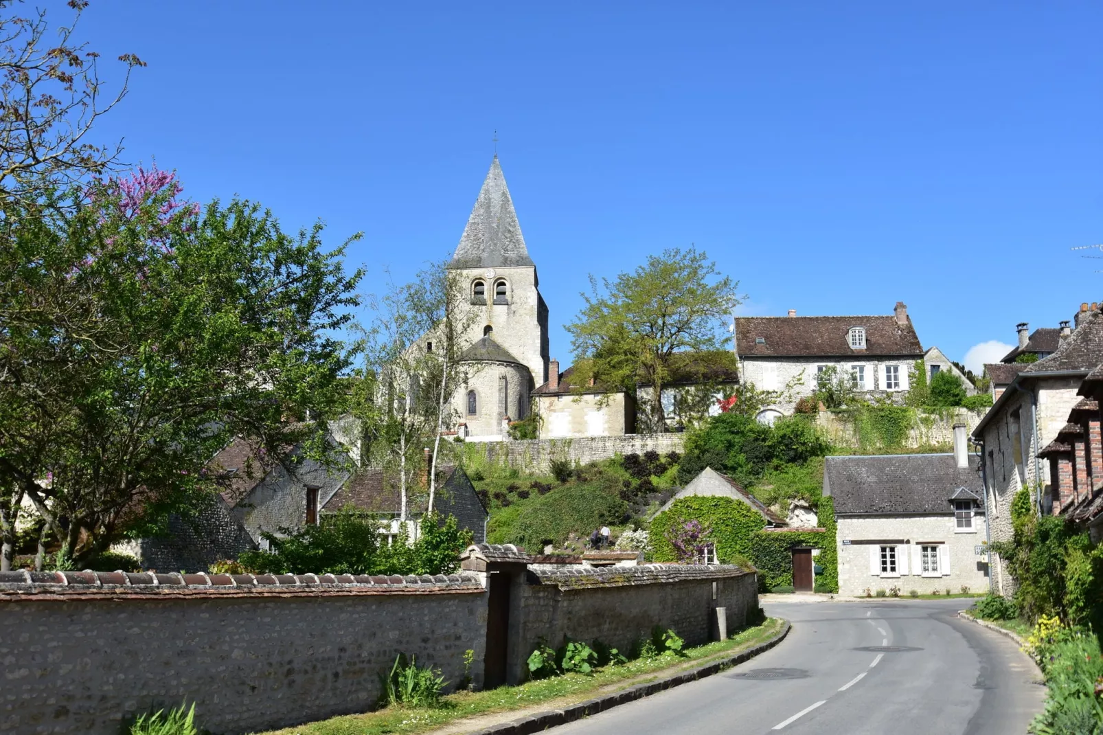 Les Remparts Fleuris-Areas summer 5km