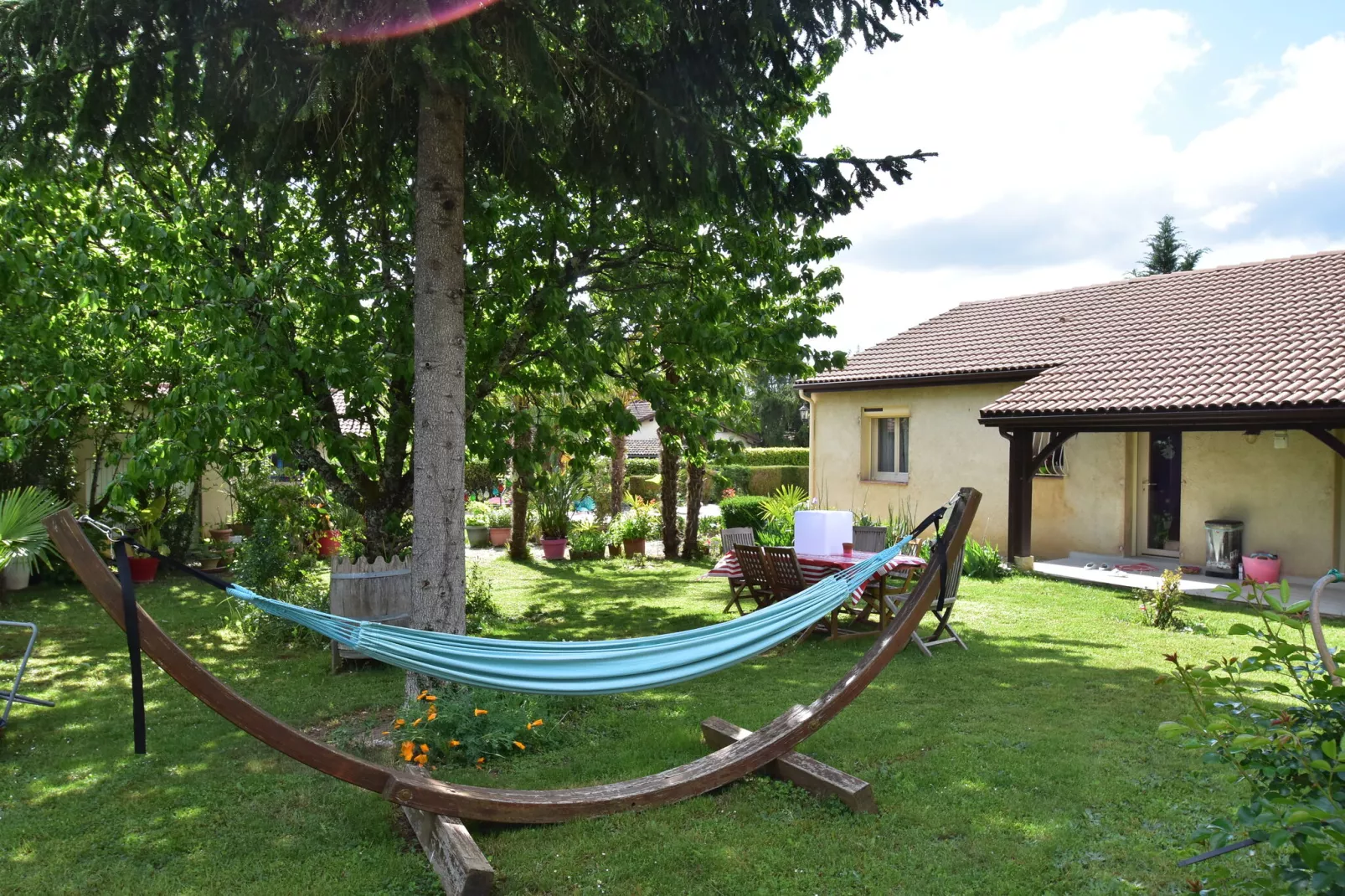 Maison de vacances Espere - Gardens in summer