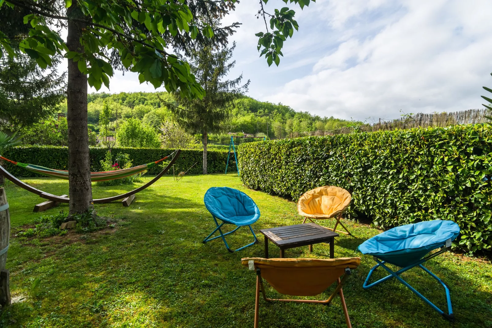 Maison de vacances Espere - Gardens in summer