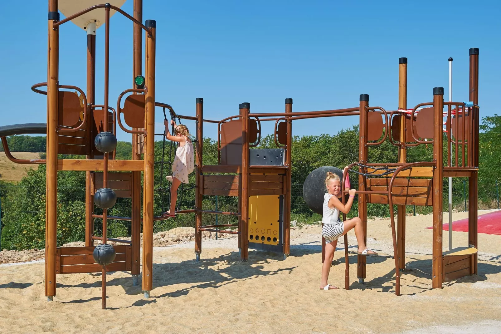 Domaine de Lanzac 3-Park facilities