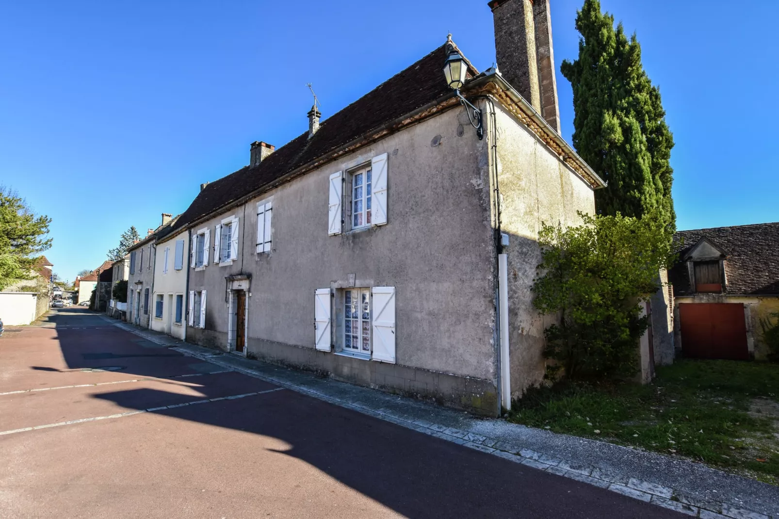 Maison à la campagne-Extérieur été
