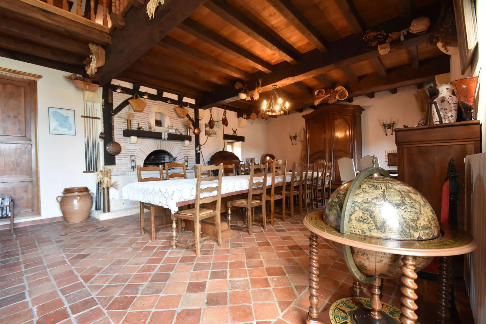 Maison de vacances Marminiac-Salle à manger