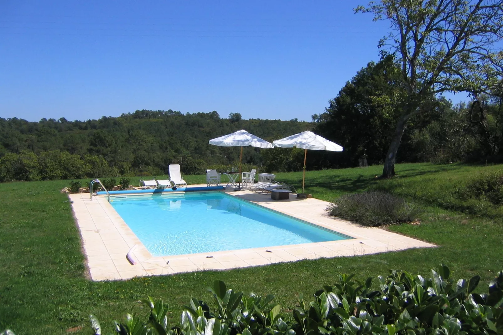 Maison de vacances Montcléra Cournes 8 pers-Schwimmbad