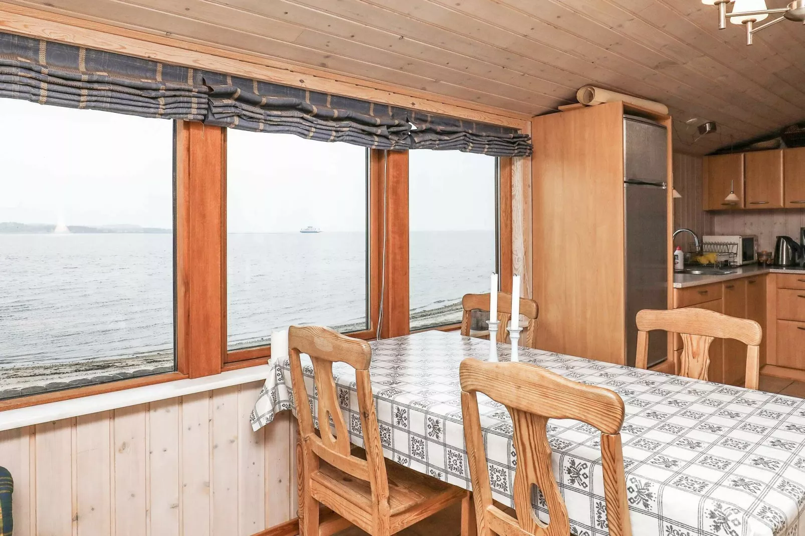 Seaside Escape in Hvalpsund - By Traum Ferienwohnungen-Indoor