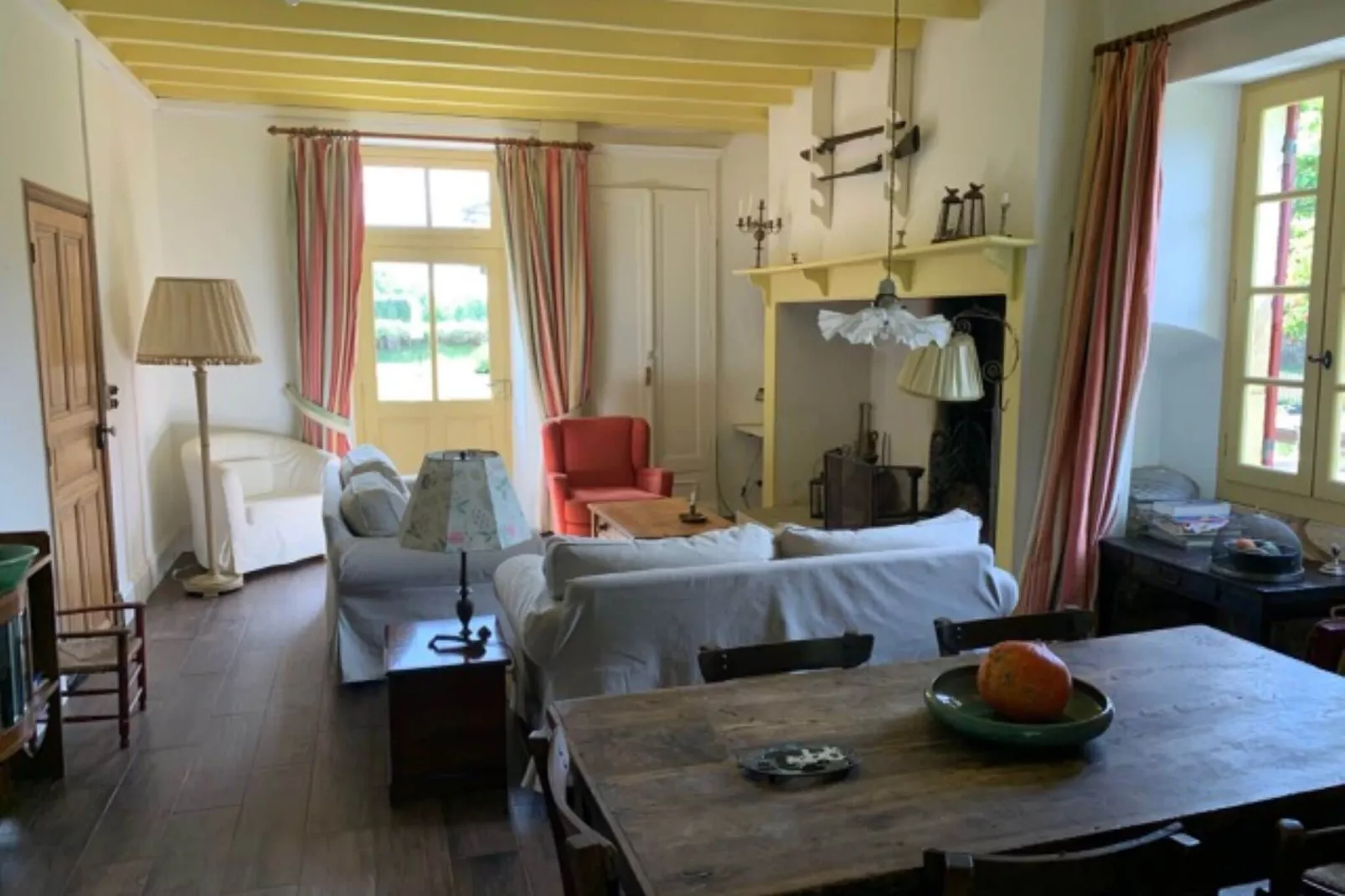 Maison de vacances Montcléra Cournes 8 pers-Wohnzimmer