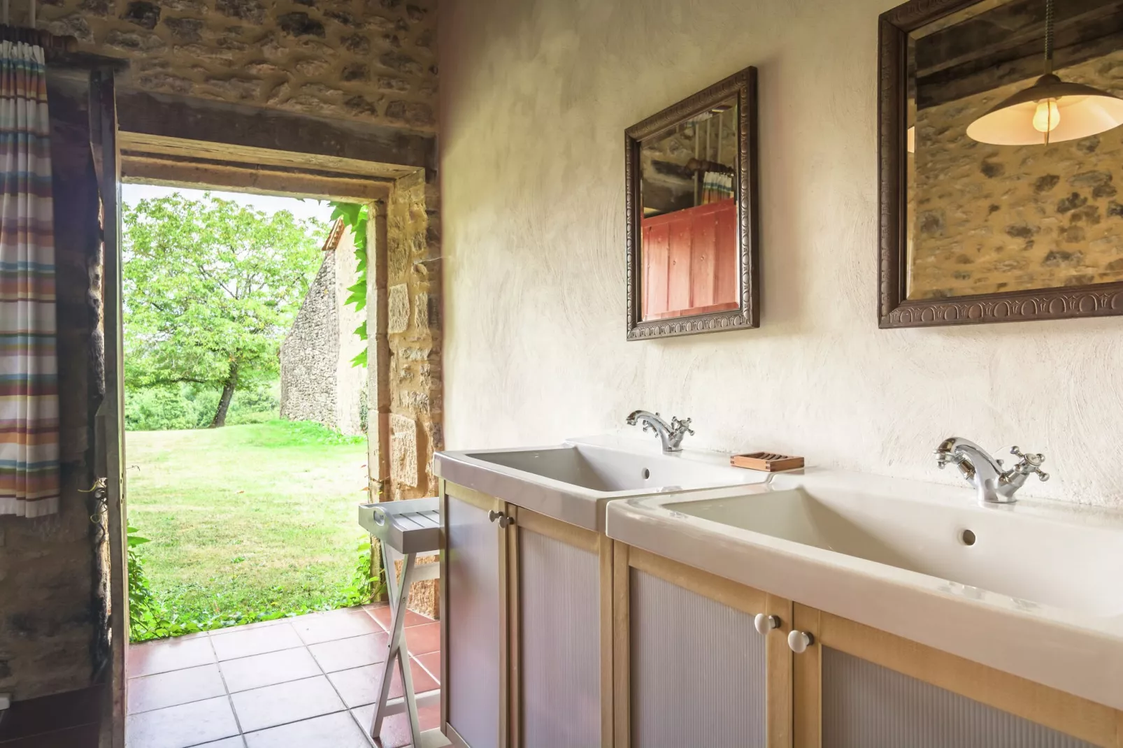 Maison de vacances Montcléra Cournes 8 pers-Badezimmer