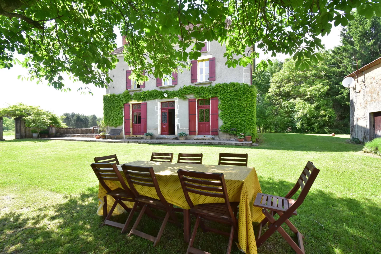Maison de vacances Montcléra Cournes 8 pers-Terrassenbalkon